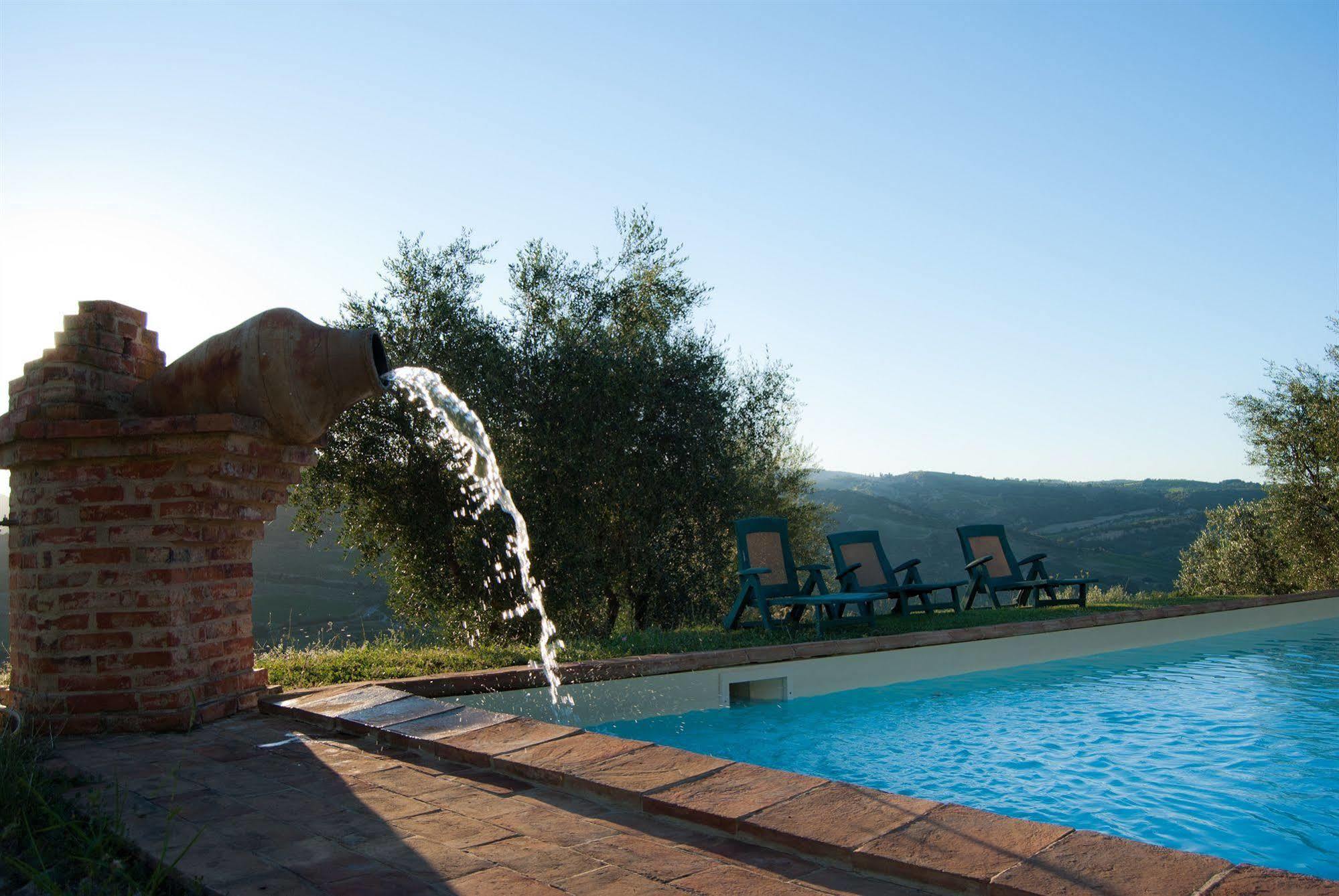 Agriturismo Grossola Castiglione dʼOrcia Exterior foto